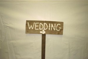Canvas-Unlimited-Wedding-Sign